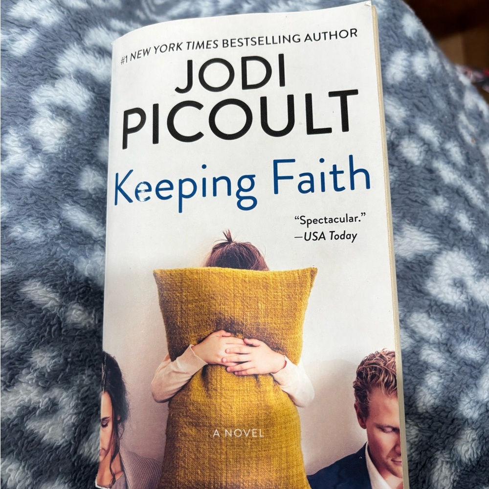 Keeping Faith by Jodi Picoult Paperback